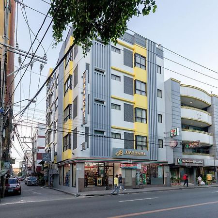 Baymont Suites&Residences Paranaque City Exterior foto
